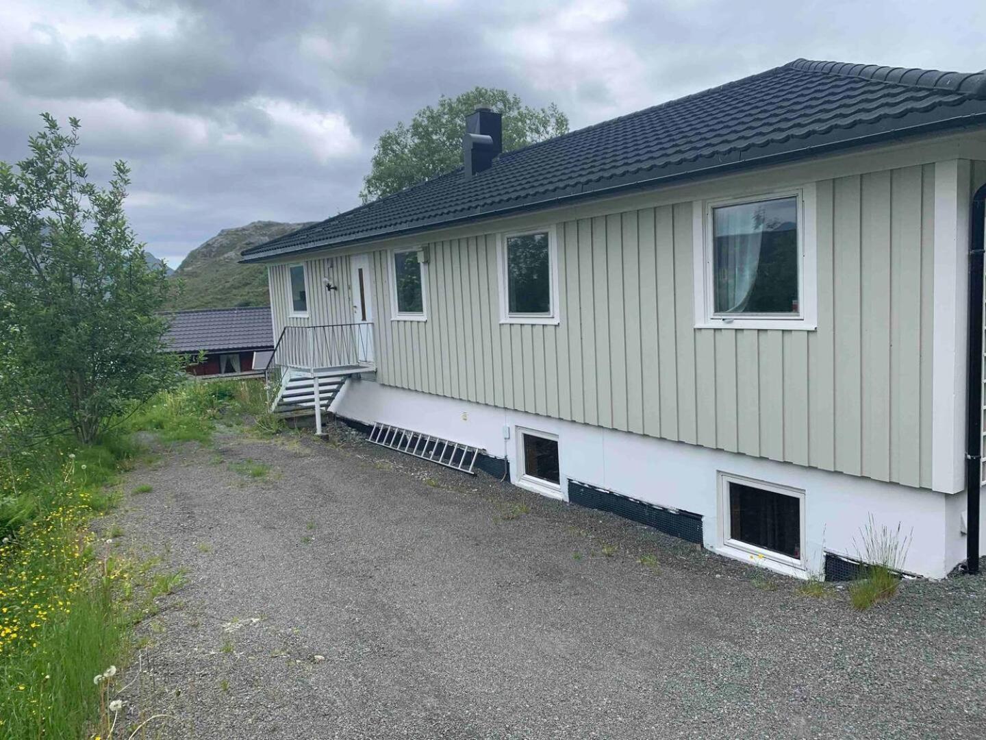 Leilighet Med Balkong Og Havutsikt Pa Napp. מראה חיצוני תמונה